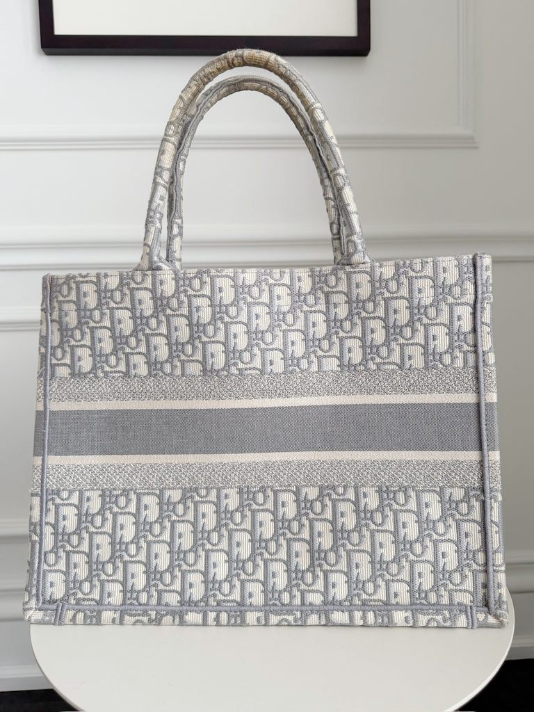 Medium Dior Book Tote