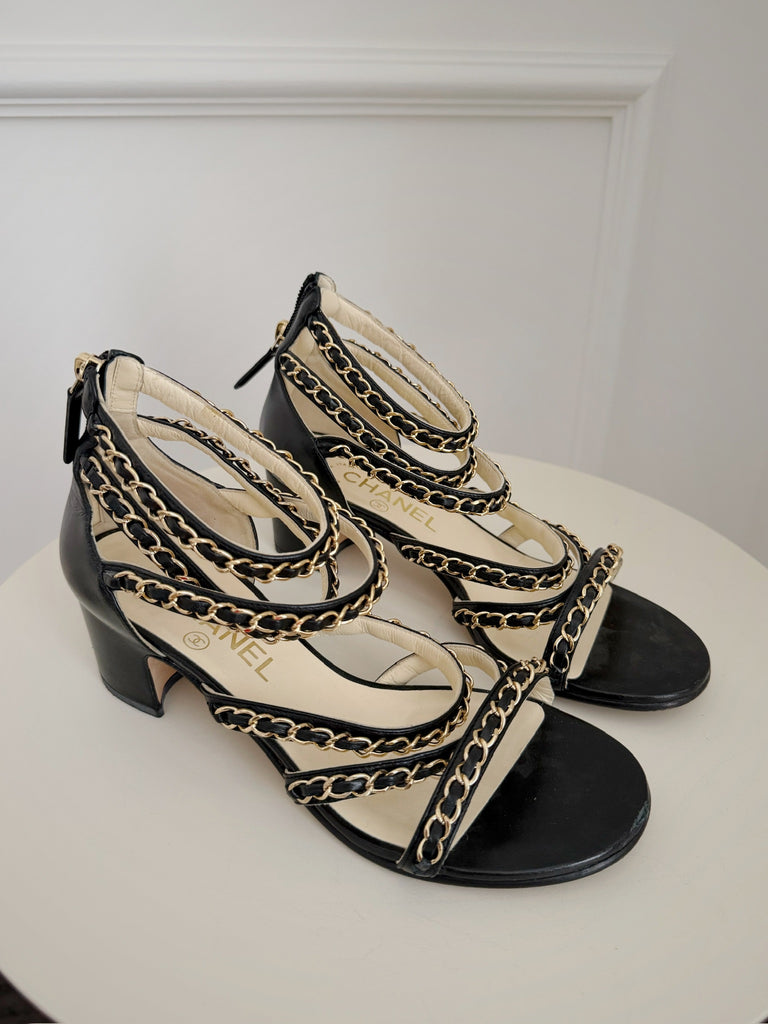 Chain Detail Leather Sandals