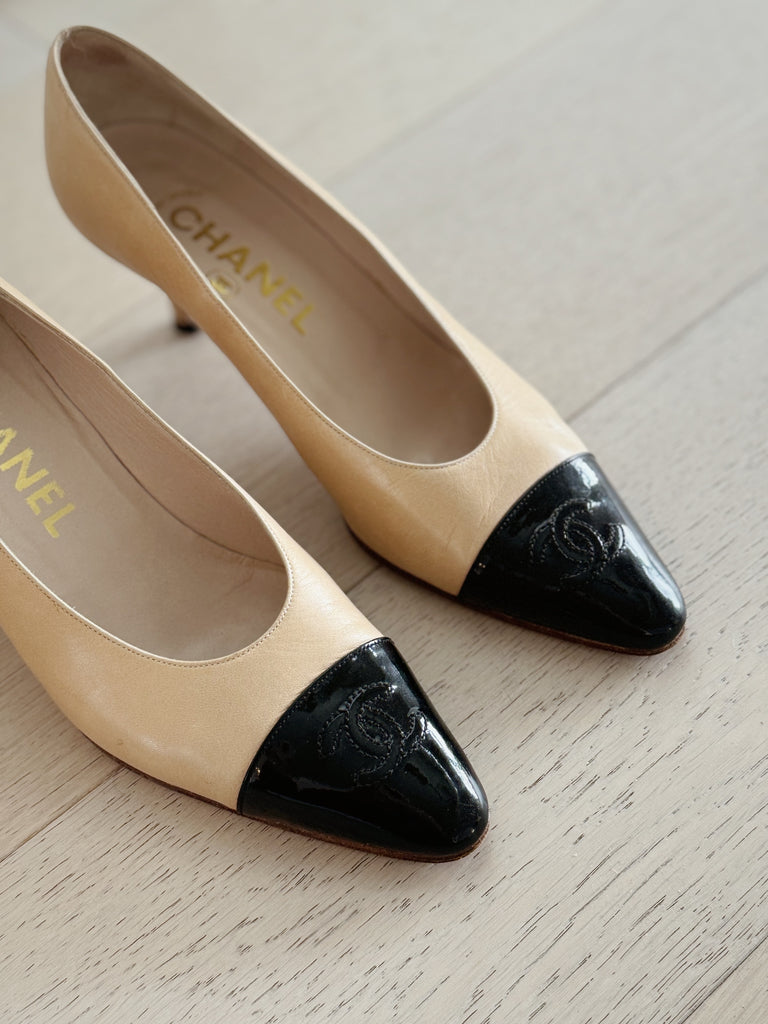 Vintage Cap Toe Leather Pumps