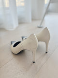 Pointed Leather Pumps