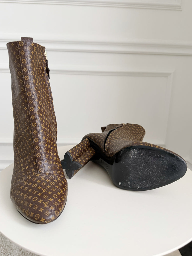 LV Monogram Silhouette Ankle Boots