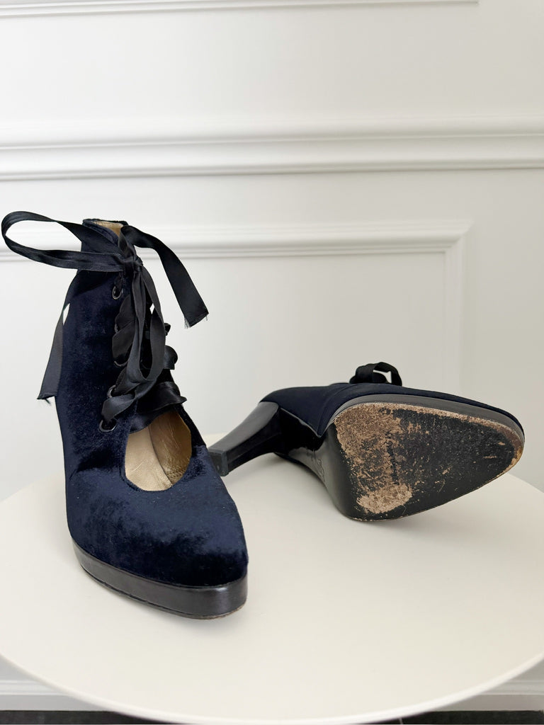 Vintage Lace-Up Velvet Ankle Boots