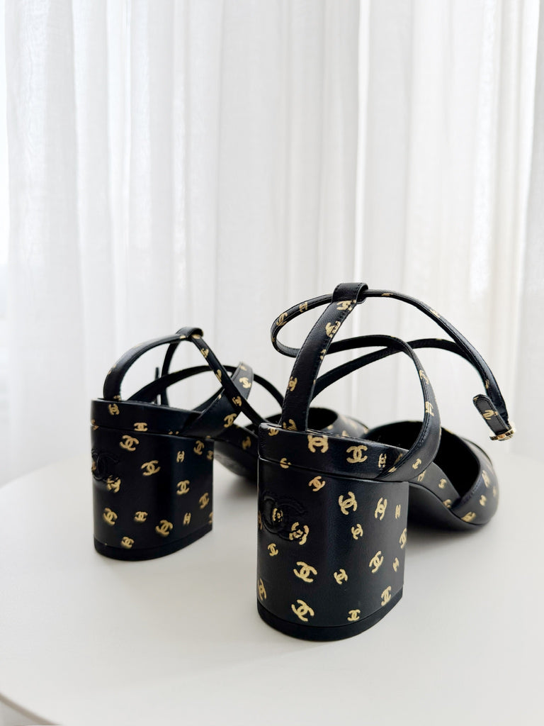 Logo Detail Heels (New w/ Box)