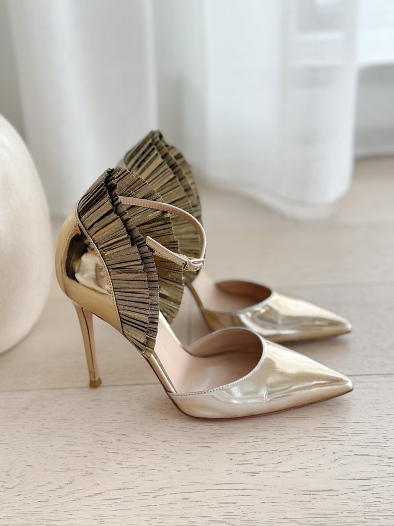 Metallic Pointed Heels