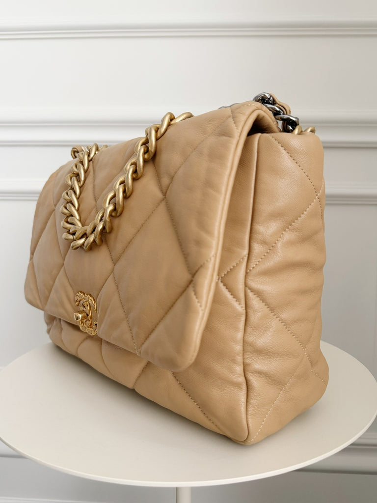 19 Maxi Leather Handbag