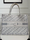 Medium Dior Book Tote