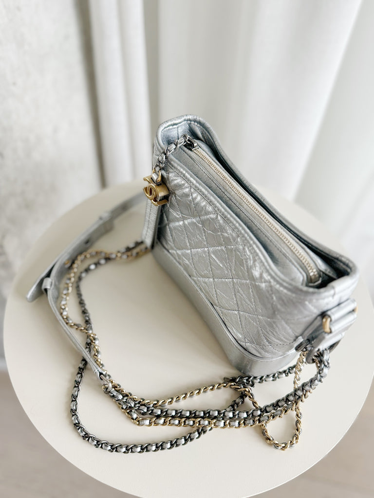 Small Gabrielle Hobo