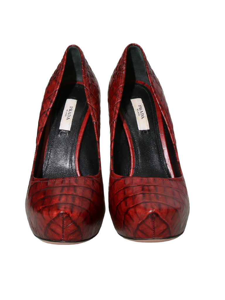 Croc Embossed Leather Pumps