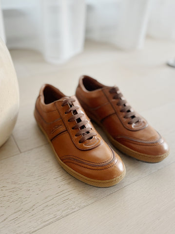 Leather sneakers