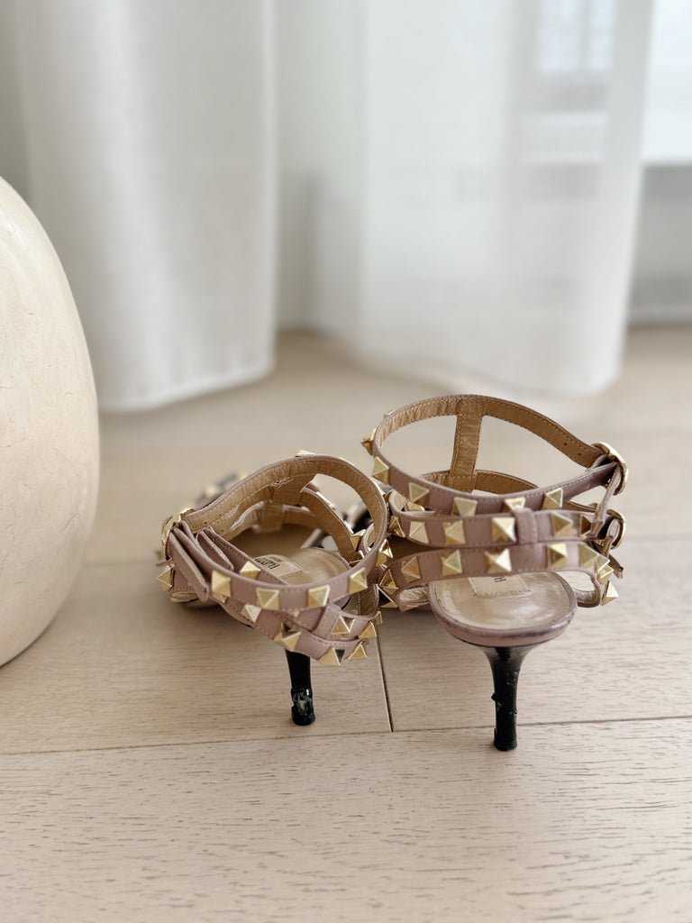 Patent Leather Rockstud Pumps