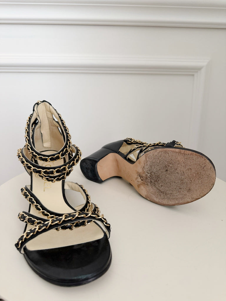 Chain Detail Leather Sandals