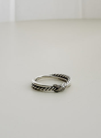 Petite X Ring