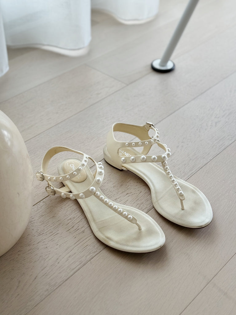 Pearl Flat Sandals