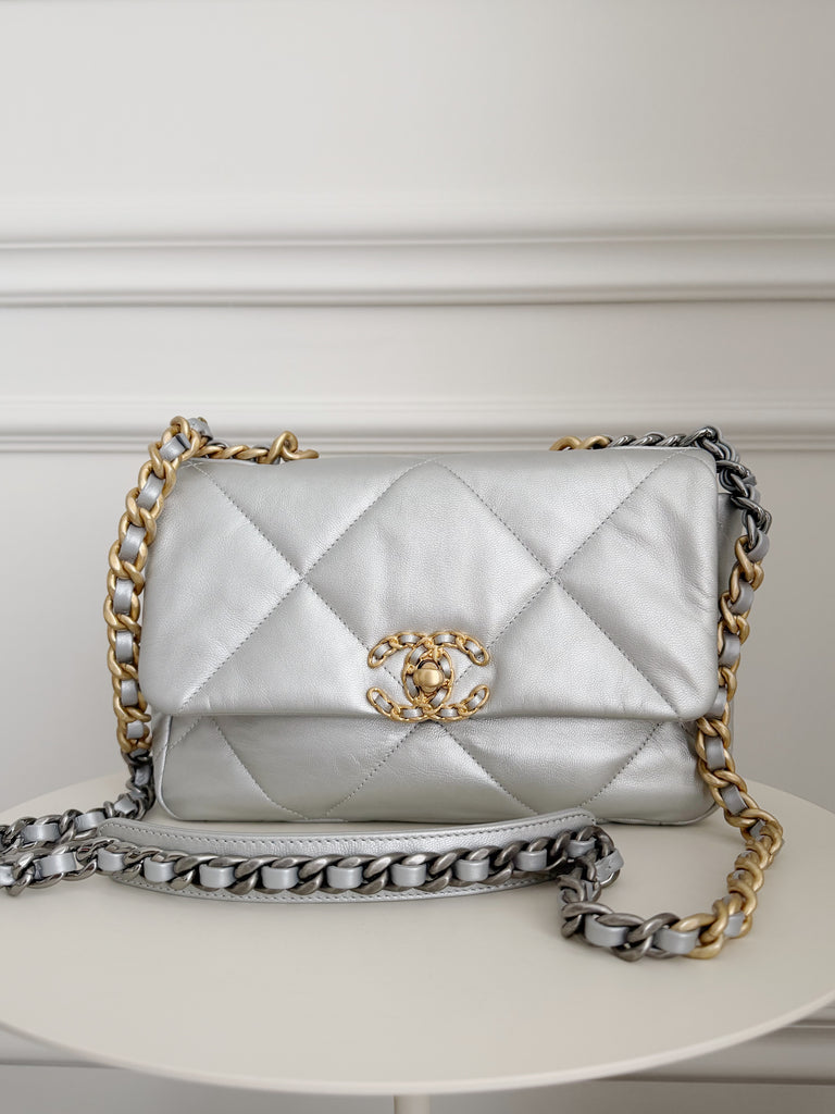 Chanel 19 Leather Handbag