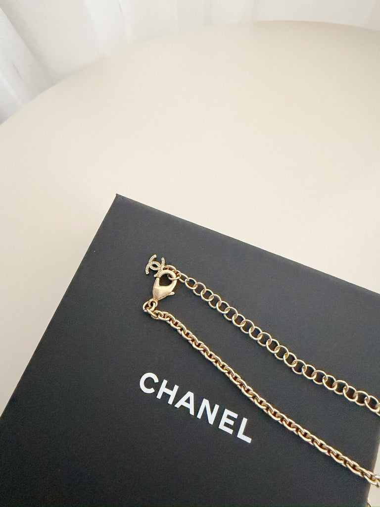 Lariat Pearl Detail necklace