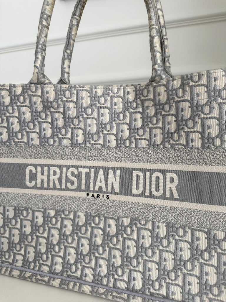 Medium Dior Book Tote