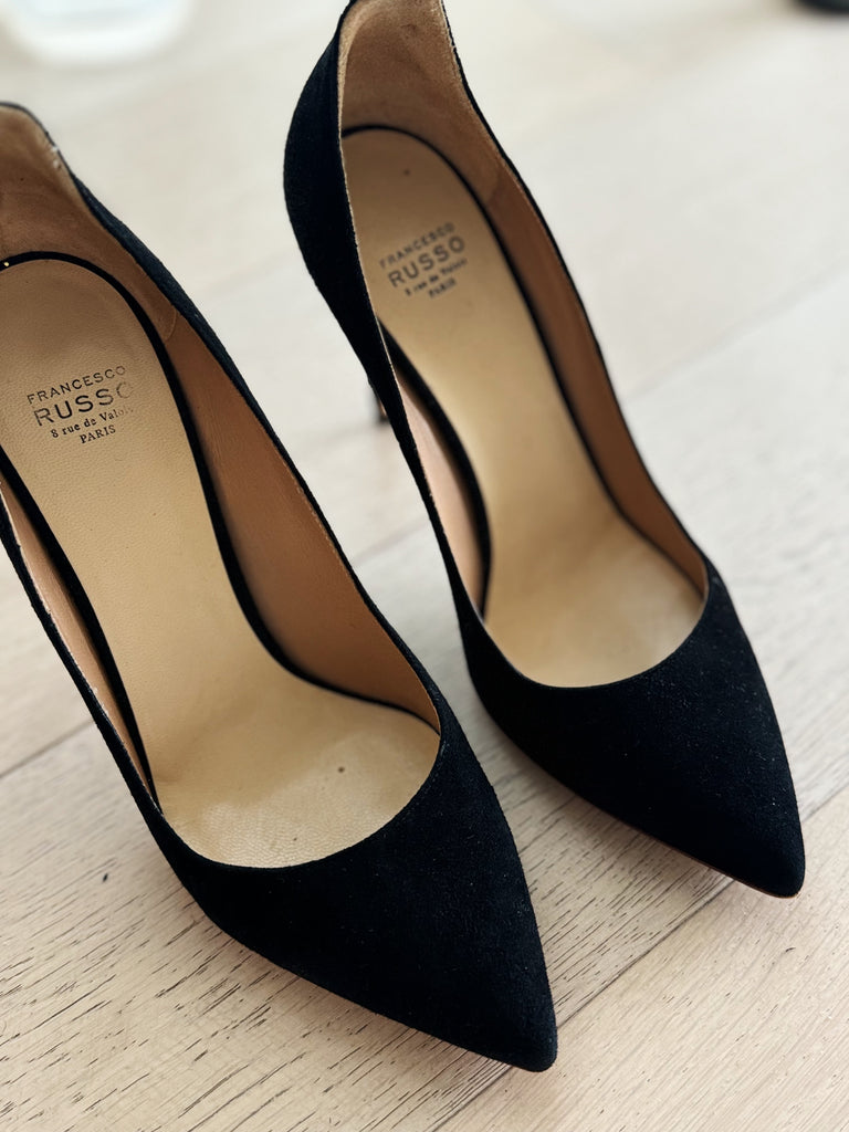 Suede Pointed Pumps