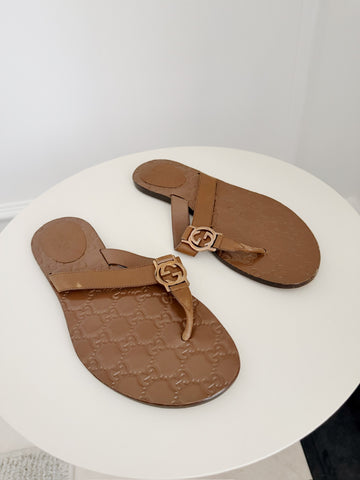 Leather Flat Thong Sandals