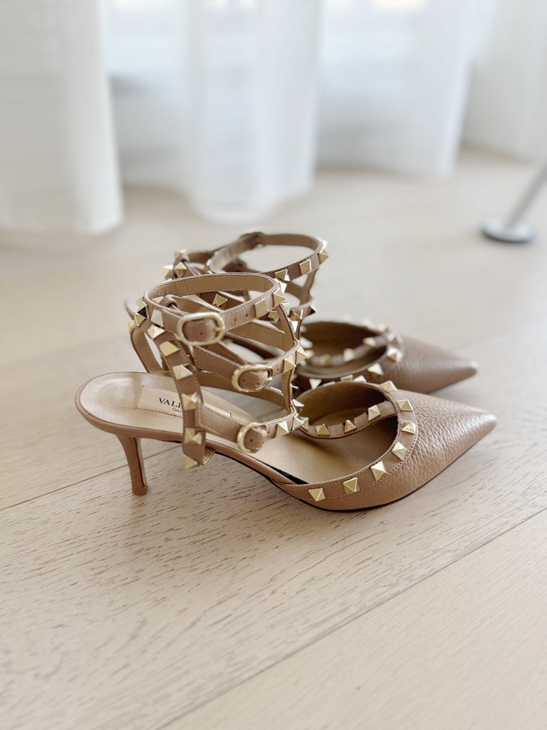 Leather Rockstud Pumps