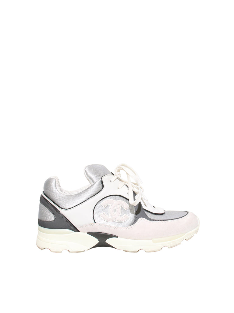 Chanel CC Low-Top Sneakers