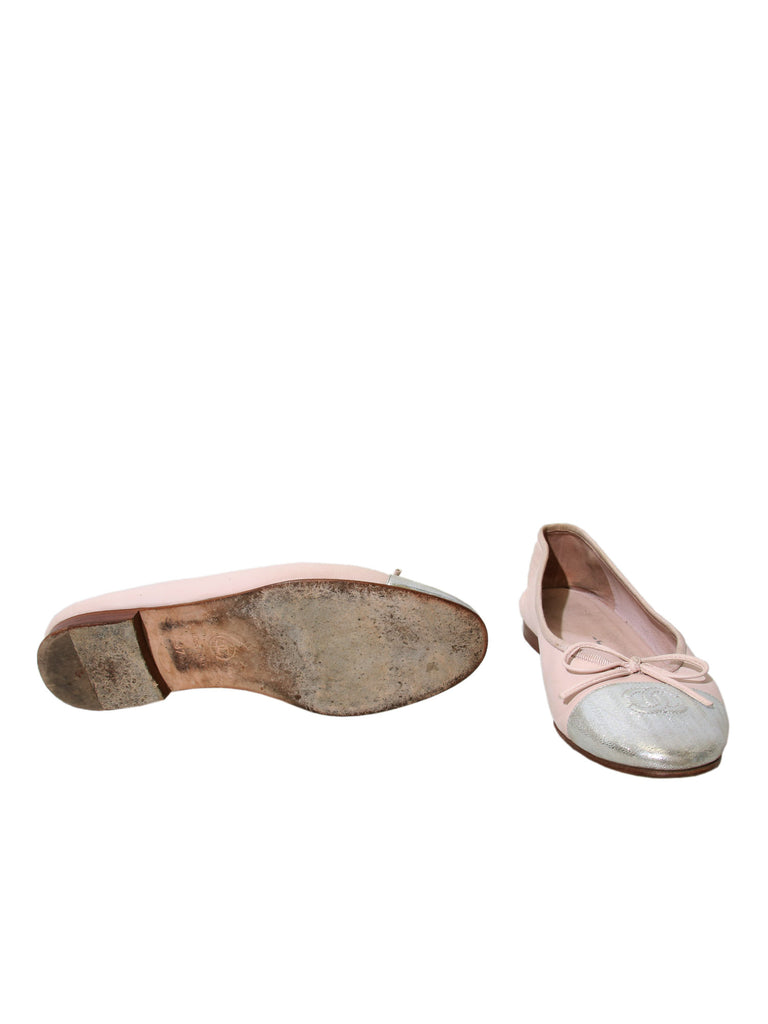 Chanel CC Cap-Toe Leather Ballet Flats