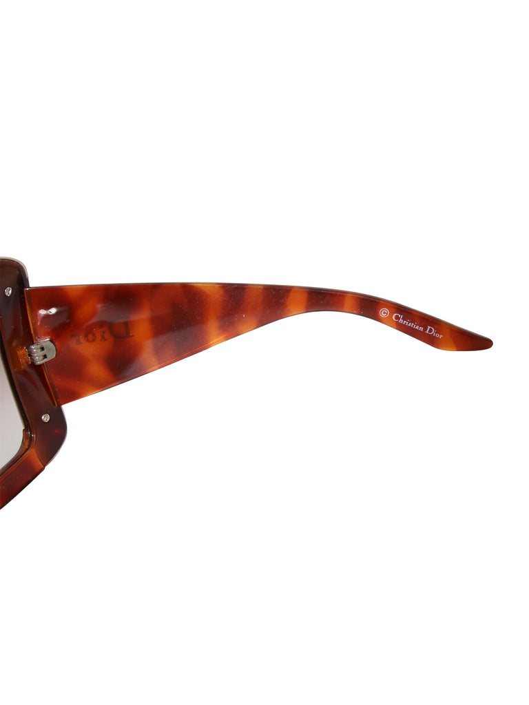 Diorissima Oversize Sunglasses
