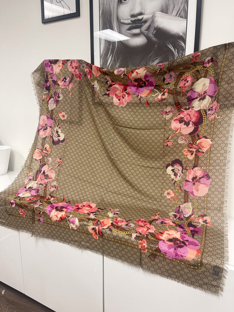 Gucci GG Floral Wool Stole