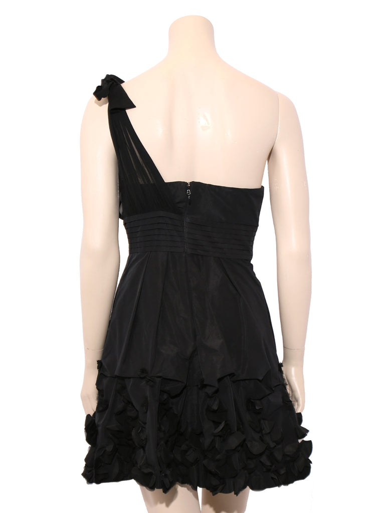 Pre-owned BCBG MaxAzria Liv One-Shoulder Dress Sabrina's Closet Pre-owned BCBG MaxAzria Liv One-Shoulder Dress Sabrina's Closet