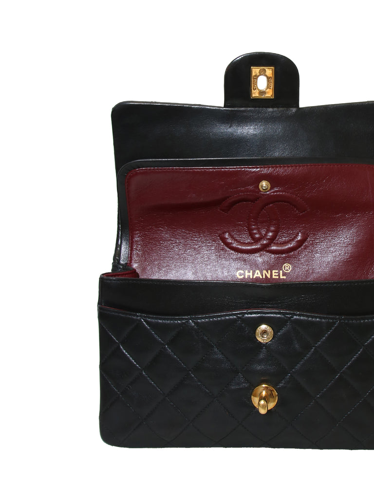 Pre-owned Chanel Vintage Small Classic Flap Bag – Sabrina's Closet