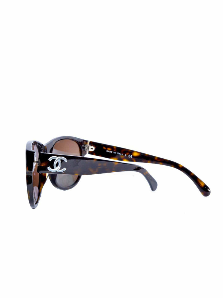 Pre-owned Chanel Havana Tortoise Sunglasses