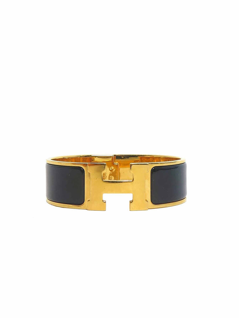 Hermès Black White And Grey Le Chat Carre Enamel Clic H Bracelet GM Gold  Hardware Available For Immediate Sale At Sotheby's