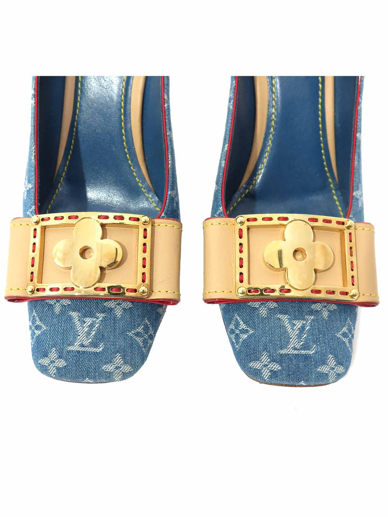 Pre-owned Louis Vuitton Leather Heels In Blue
